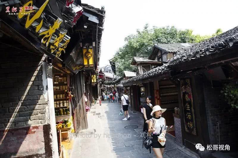 如何理解《以家人之名》的凌霄一角?游戏画面